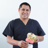 Foto de Dr. Grover Chipana Vega