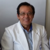 Foto de Dr. Juan Gualberto Cárdenas Moscoso - Traumatologo