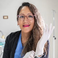 Foto de Dra. Claudia Calle Zambrano Ortodoncista RNE:4413