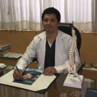 Foto de Dr. Christian Pino - Neurocirujano